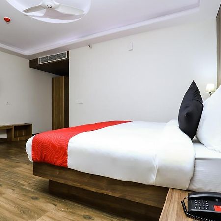 Collection O 30049 Beta Plaza Hotel Greater Noida Exterior photo